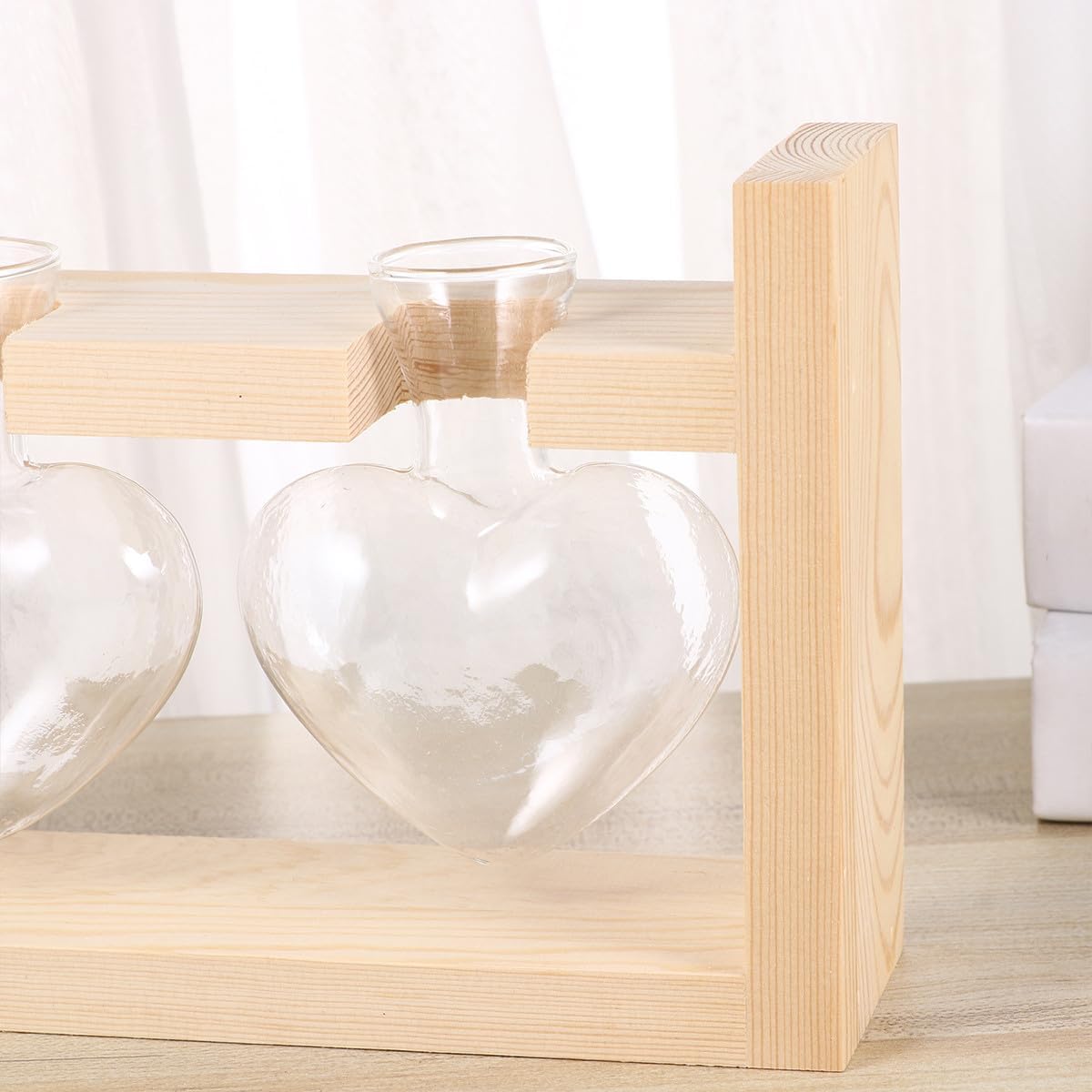 Heart-Shaped Glass Vases with Wooden Frame, Hydroponic Planter Contain