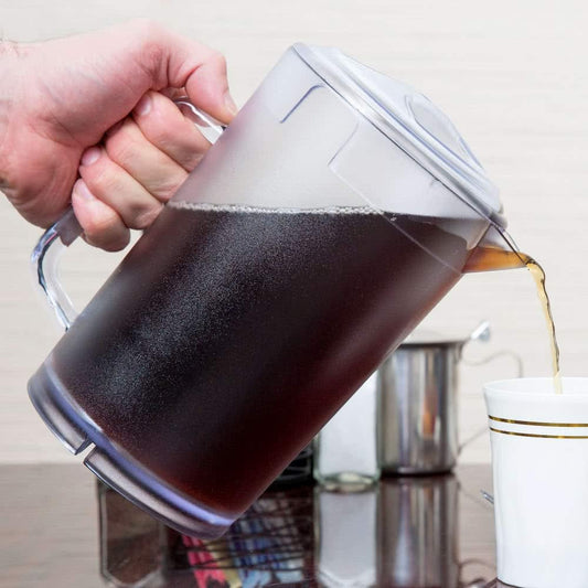 G.E.T. P-3064-1-CL-EC Heavy-Duty Shatterproof Plastic 2 Quart Pitcher with Lid, BPA Free (64 Ounce), Clear