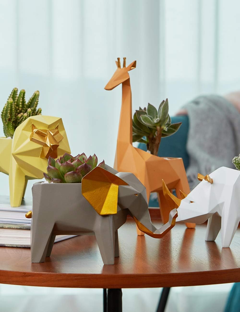 HAUCOZE Amoy-Art Rhino Gifts Planter Animal Decor Statue Modern Sculpture Figurine Succulent Cacuts Pot Centerpiece Ornament Polyresin Arts Crafts 18cm