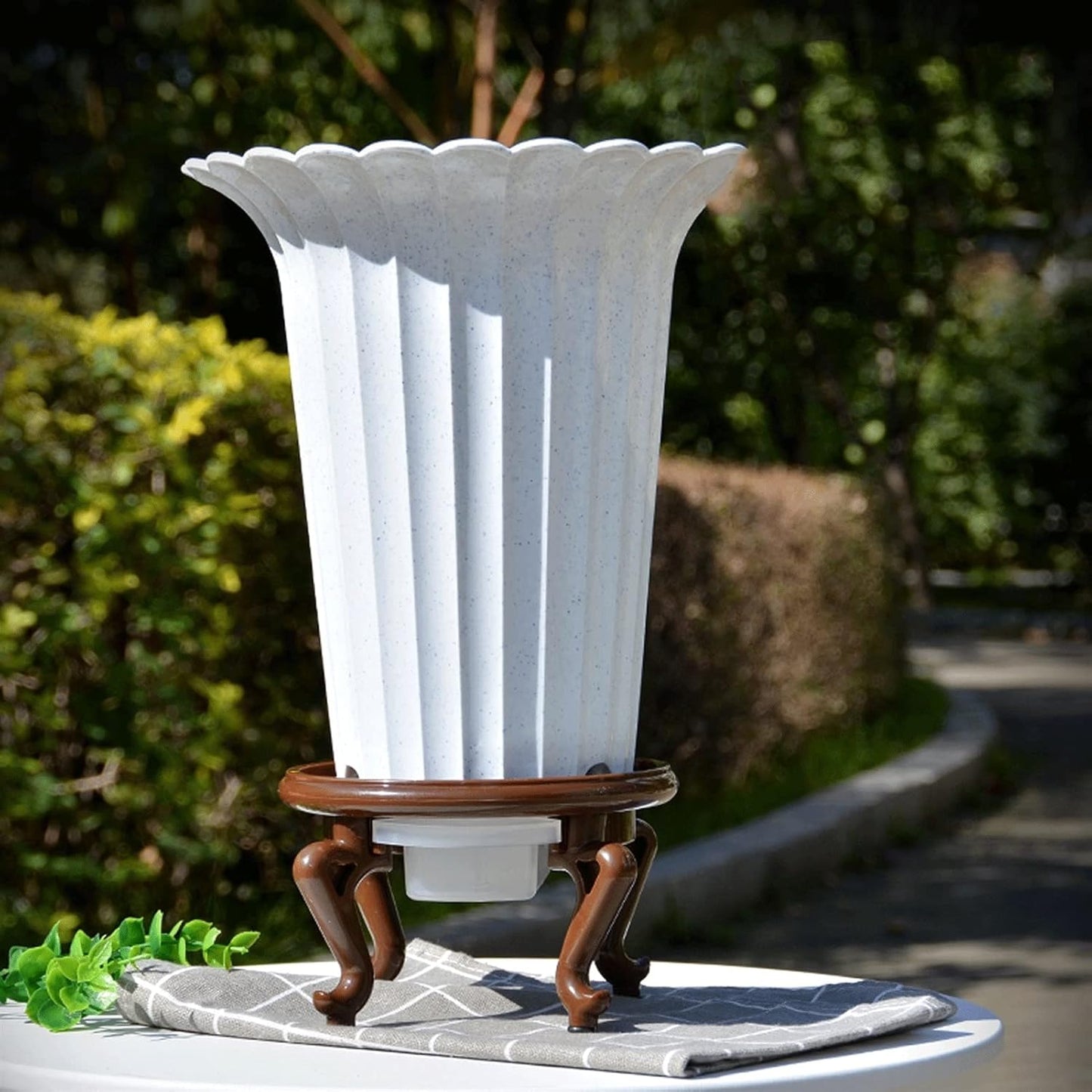 Wooden Vase Base Plastic Flower Pot Base Plant Stand for Indoor Outdoor Display Stands for Home Decor 3.5 Inches High Wooden Vase Stand (Size : Small)