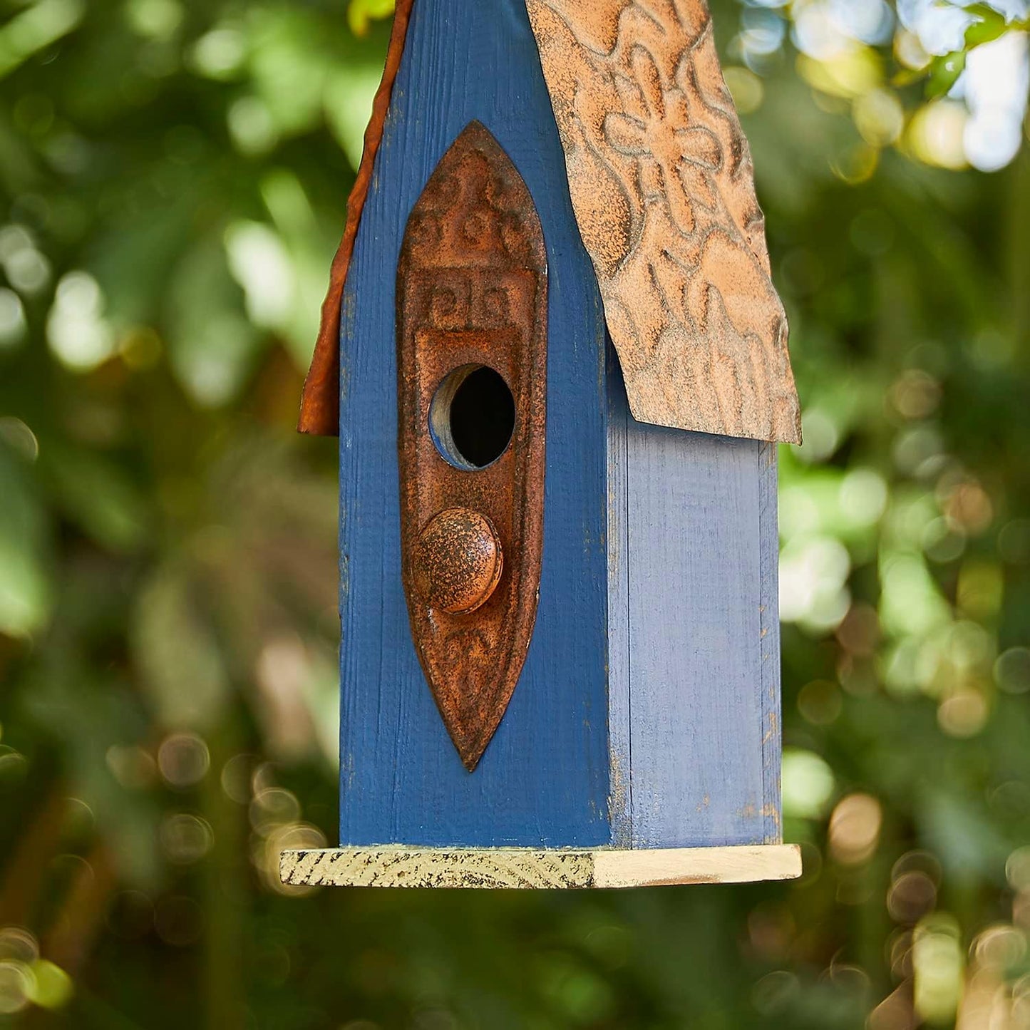 Glitzhome Bird Houses for Outside, Hanging Bird House for Outdoors, 13.25" H Retro Blue Distressed Solid Wood Pet Cottage Garden Decorative Birdhouse for Swallow Sparrow Finch Cardinals