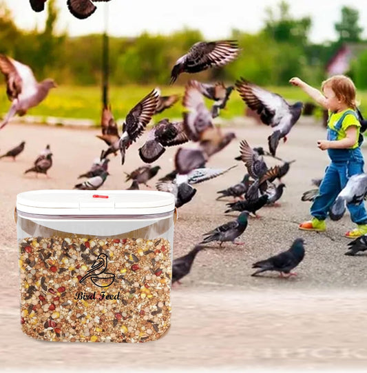 Outdoor Bird Seed Storage Container 7Lbs|Portable Bird Food Container with Handle|Clear Bird Seed Bin with Food Scoop|ideal for Wild Bird Seed,Sunflower seed|Clear Plastic-BPA Free