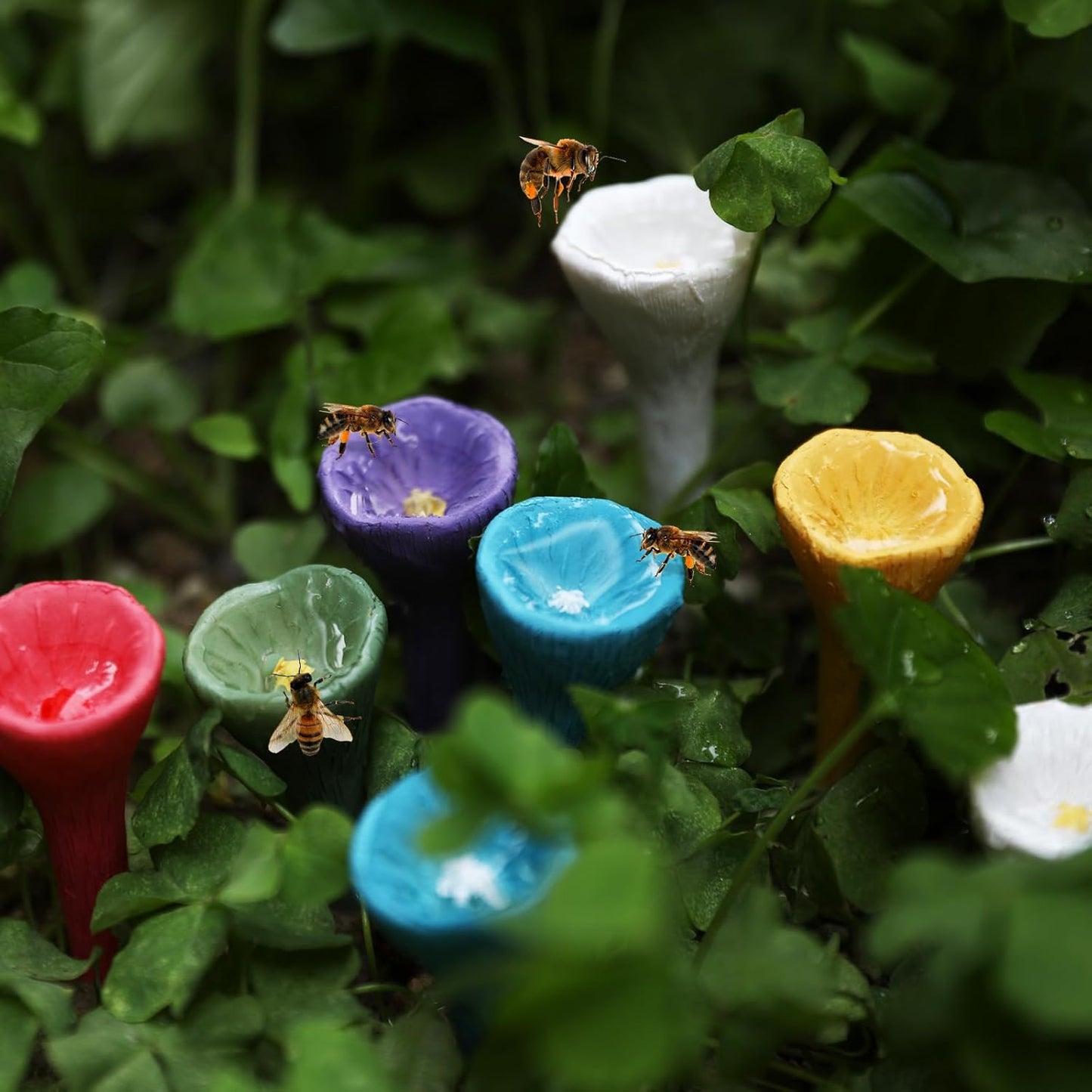 Resin Flower Bee Drinking Cup – Insect Water Feeder for Garden, Pollin