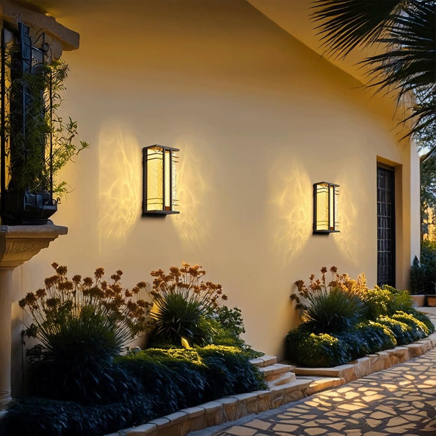 Solar Outdoor Wall Light, Outdoor Wall Sconce, Exterior Wall Lamp, Water Ripple Glass Wall Lantern, IP65 Waterproof Black Stainless Steel Wall Light for Porch Patio Garden Gateway Cottage