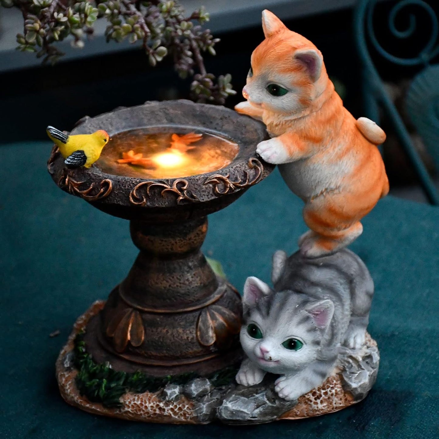 Cat Garden Figurines Outdoor Decor Solar Statue with LED Lights for Pa