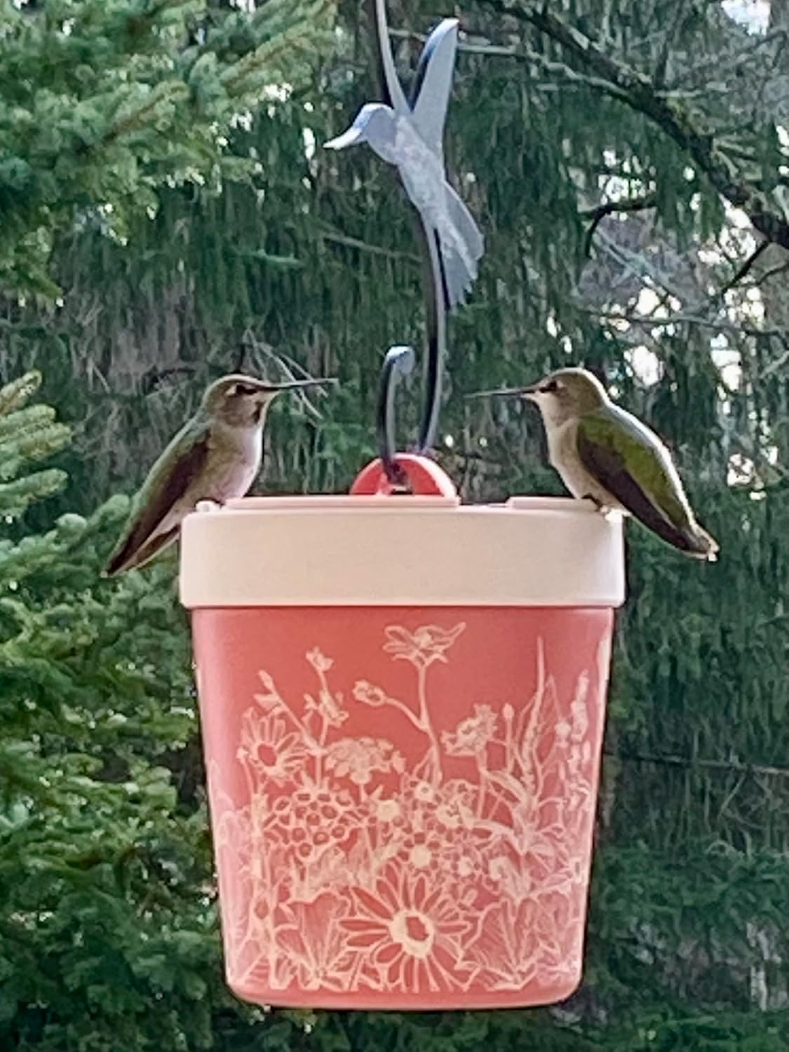 Insulated Hummingbird Feeder with Vacuum Technology, Floral Design, Temperature Control for Hot and Cold Weather