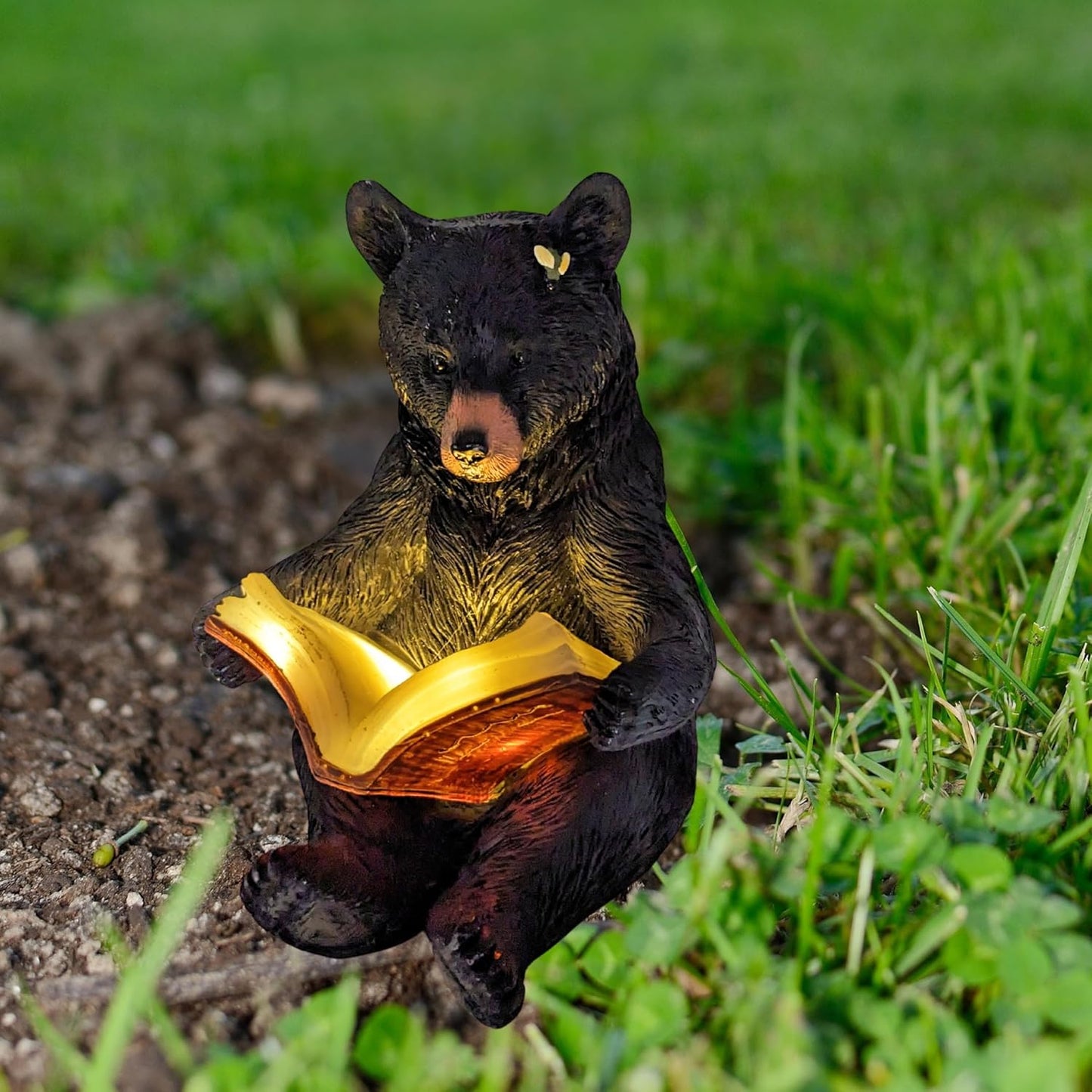 Black Bear Reading Solar Night Light – Rustic Wildlife Décor for Garden, Patio, Cabin, or Yard, Charming Bear with Glowing Book, Solar-Powered Decor Accent, Great Gift for Nature & Animal Lovers
