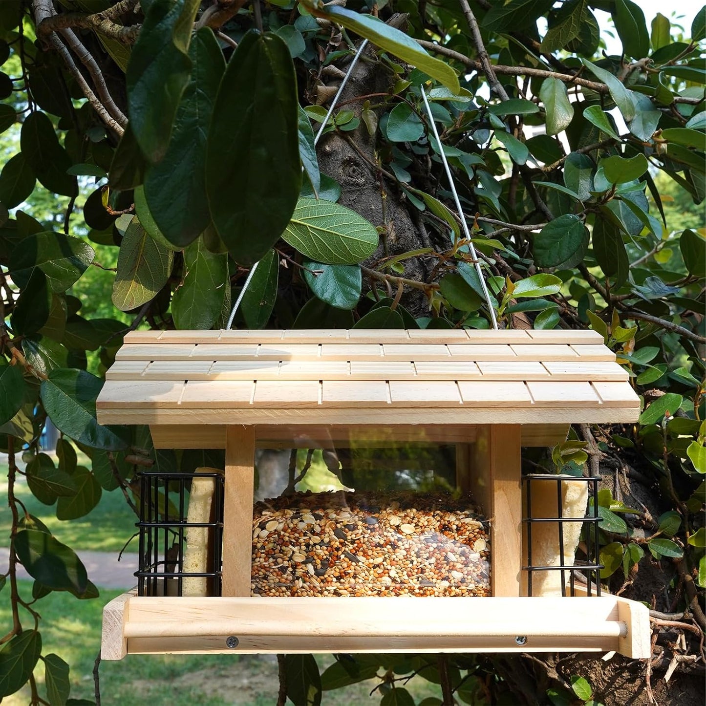 Wooden Bird Feeder for Outdoors Hanging Mount Large Capacity, Pine Garden Roof Feeder with 2 Suet Cages, Cardinal Bluebird Birdfeeder for Garden Decoration Yard, Weatherproof Durable