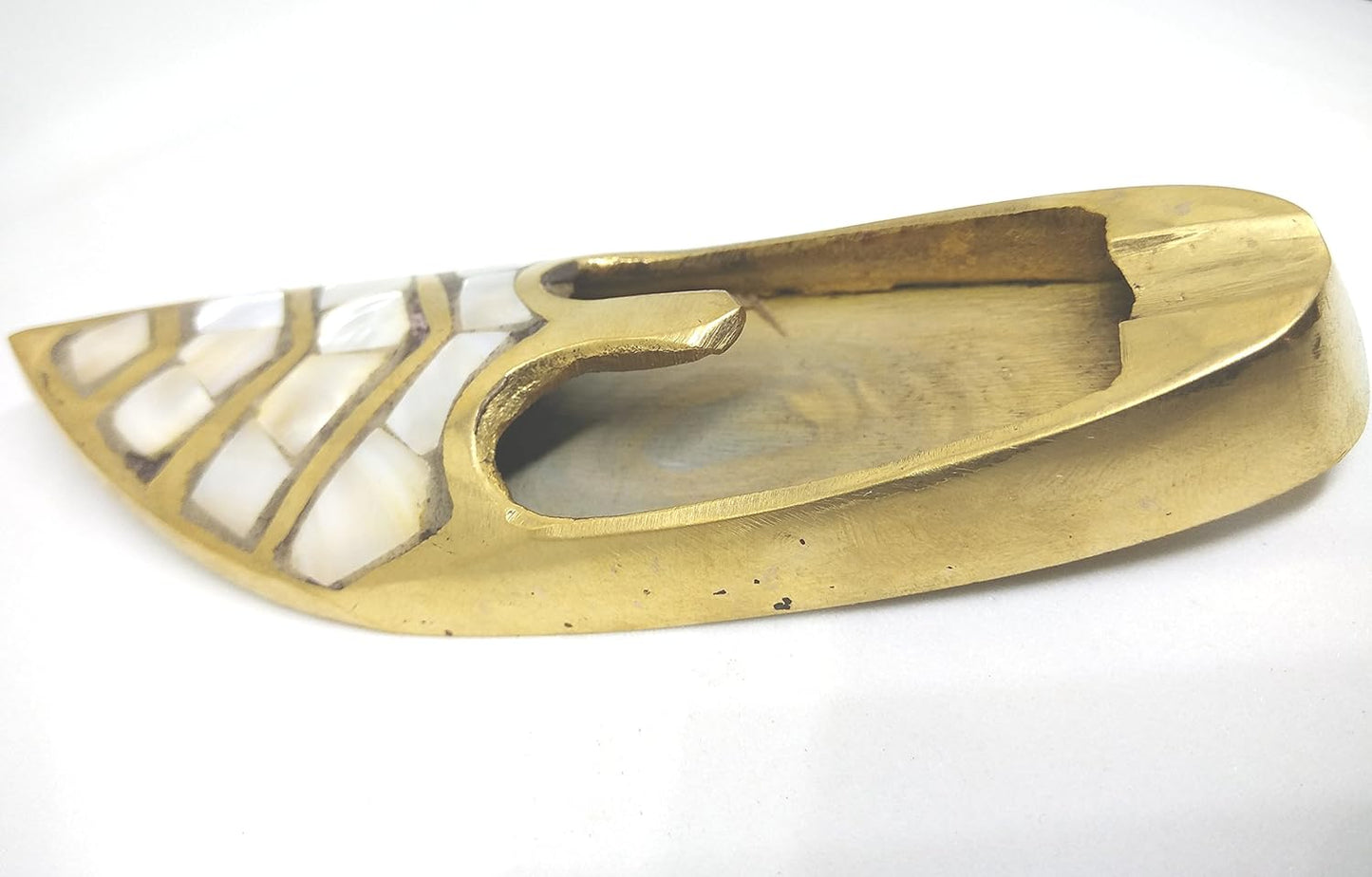 Royal Touch Traditonal Style Shoe Shap Ashtray