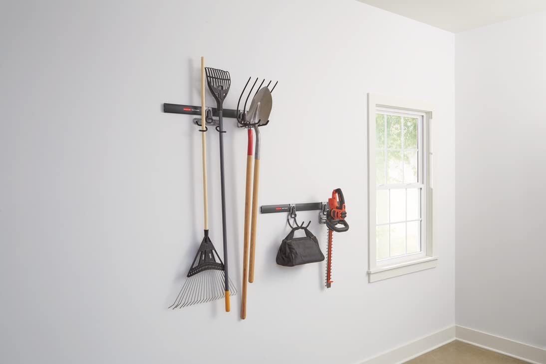 Rubbermaid FastTrack Garage Storage System Tool Hanging Kit, Wall Mount Holder for Garden Lawn Tools/Garage/Home Organization