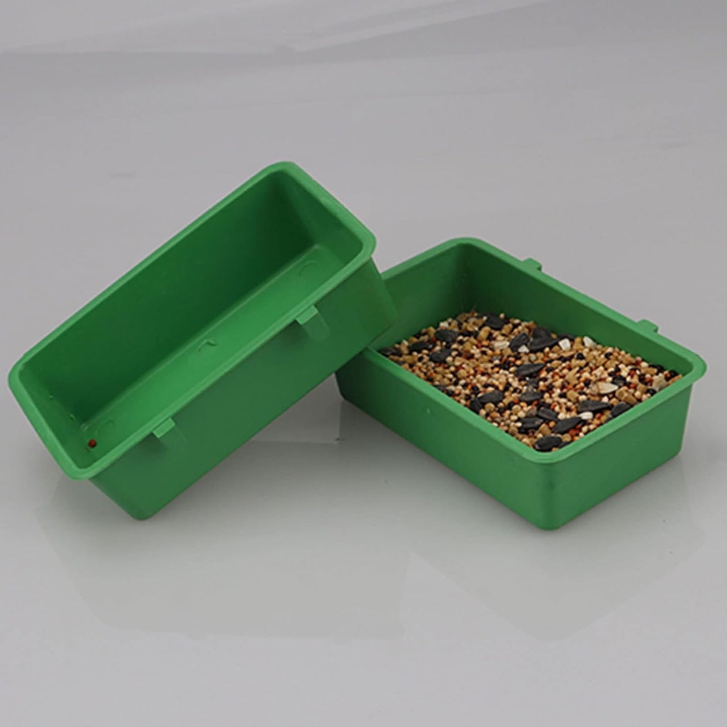 Bird Feeder Drinking Water Cups for Chickens Quails Hanging Food Bowls with Hooks Bird Bath for Budgerigar Feeder for Cage