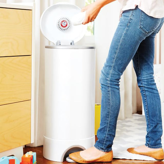 Munchkin® STEP™ Diaper Pail Powered by Arm & Hammer, #1 in Odor Contro