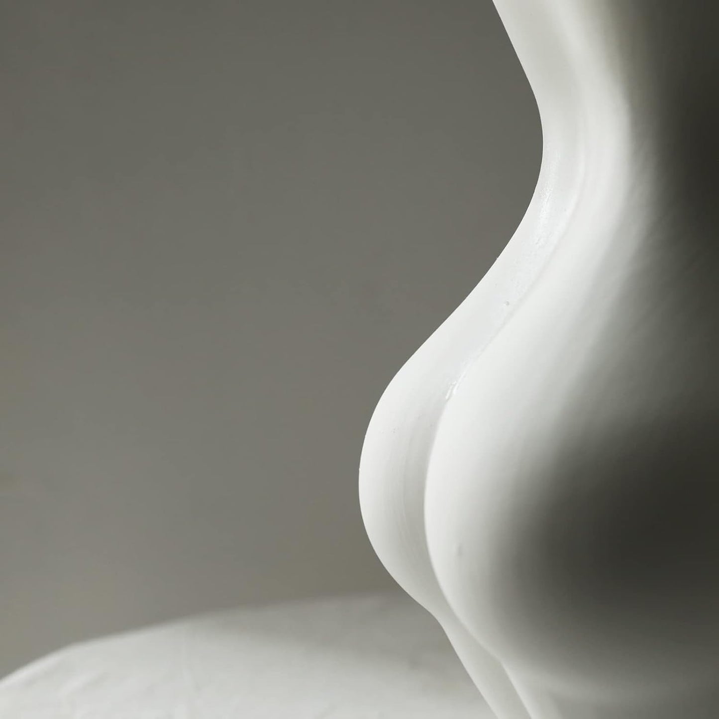 Body Plant Pot Butt Vase,Modern Design White Ceramic Vases for Home Decor (Body Vase)
