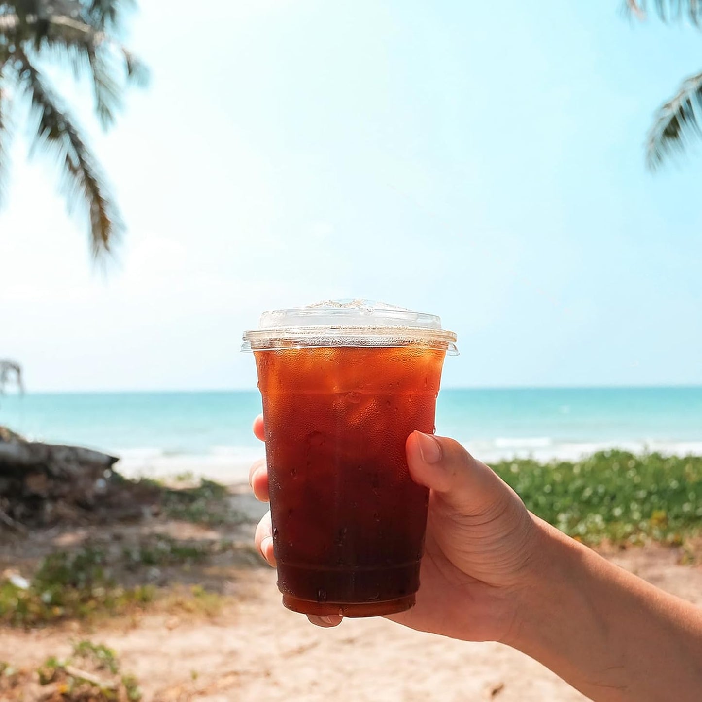 20 oz Clear Plastic Cups with Strawless Sip Lids,25 Sets Disposable Iced Coffee Cups with Lids,Disposable Clear Plastic Cup with Lid for Iced Coffee,Smoothie,Cold Drinks for Party