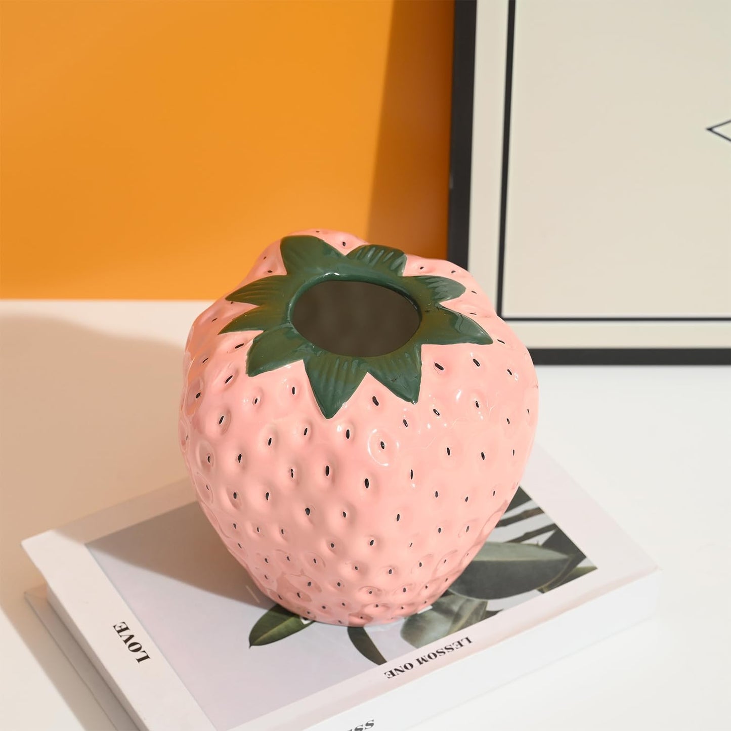 Strawberry Vase for Flowers, Dusty Pink Ceramic Fruit Vase, Strawberry Shaped Planter Pot with Green Leaves and Black Seeds for Table Centerpiece, Home Spring Kitchen Decor
