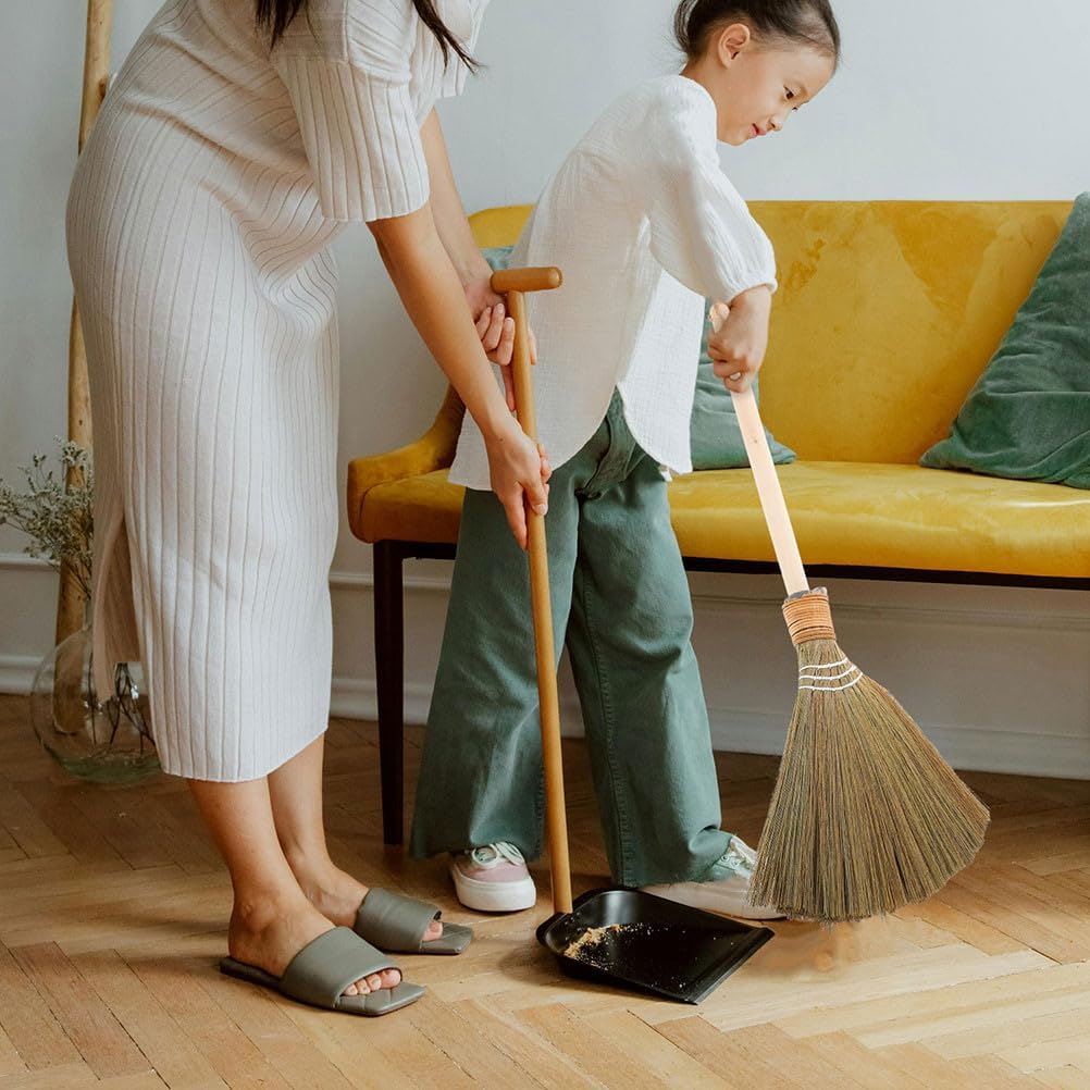 FAVOMOTO Natural Whisk Sweeping Broom Vietnamese Corn Broom with Wood 