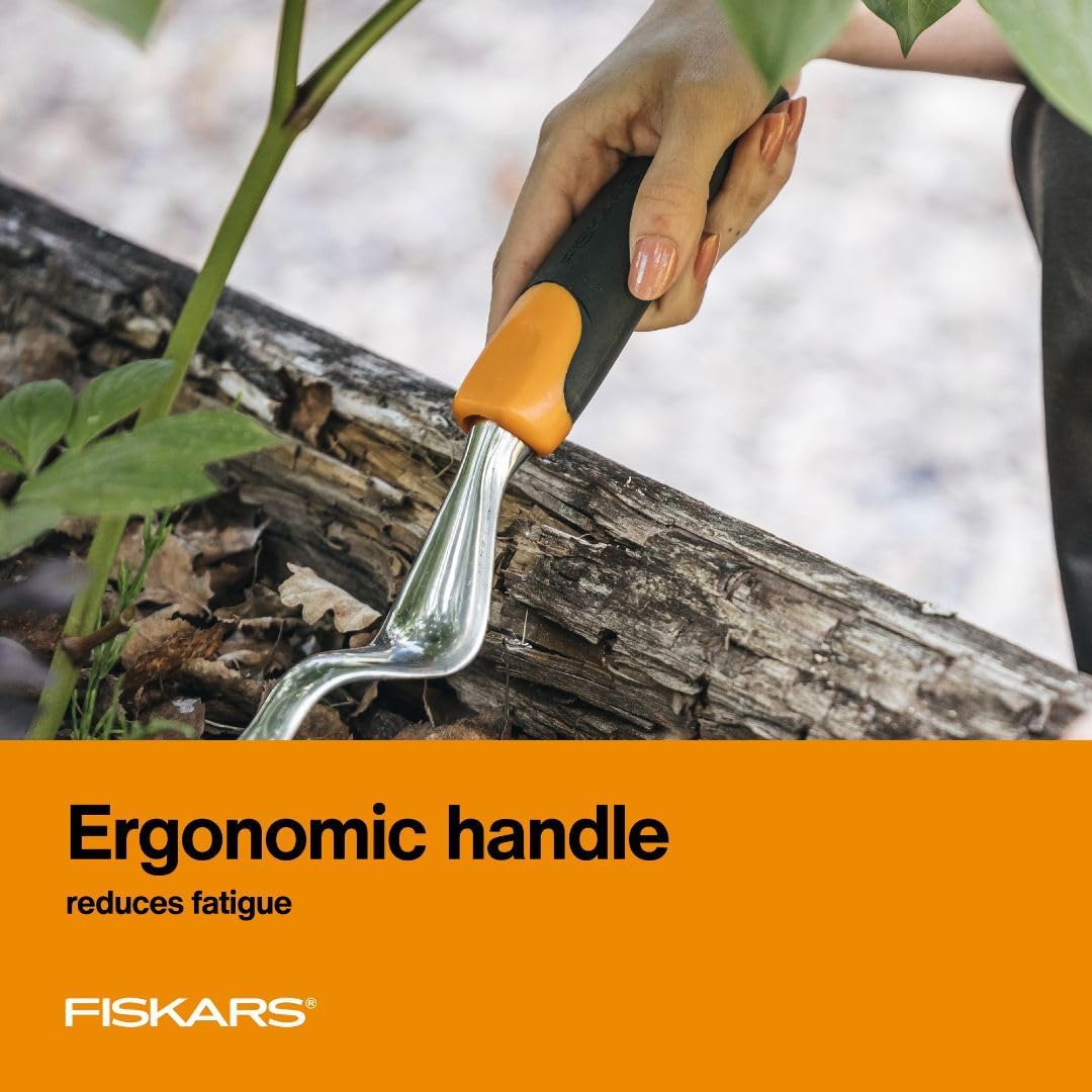 Fiskars Ergo Weeder Tool for Weeding, Heavy Duty Gardening Hand Tool w
