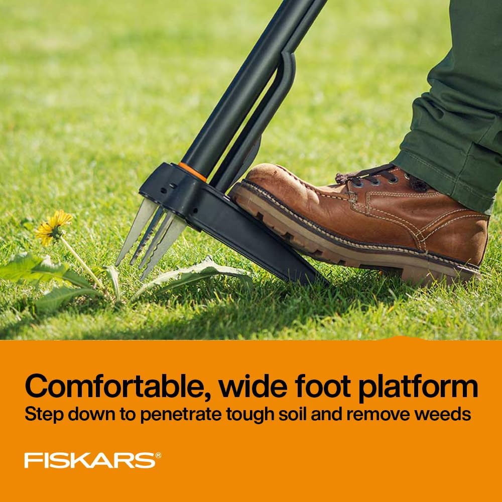 Fiskars 4-Claw Stand Up Weed Puller Tool, Gardening Hand Weeding Tool 