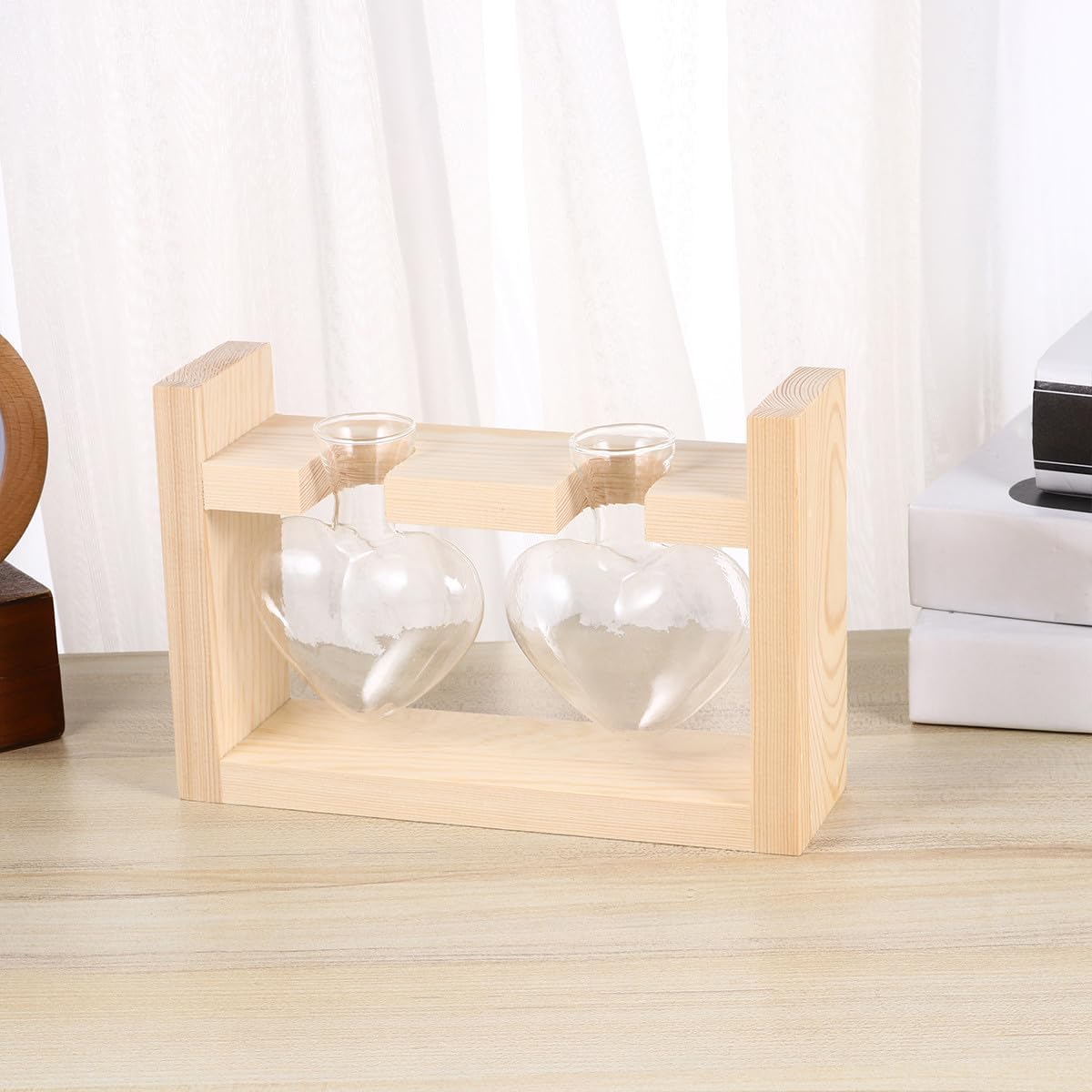 Heart-Shaped Glass Vases with Wooden Frame, Hydroponic Planter Contain