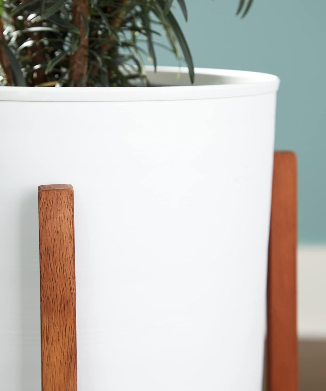 Signature Design by Ashley Dorcey Mid Century Modern Planter, 2 Count, Brown & White