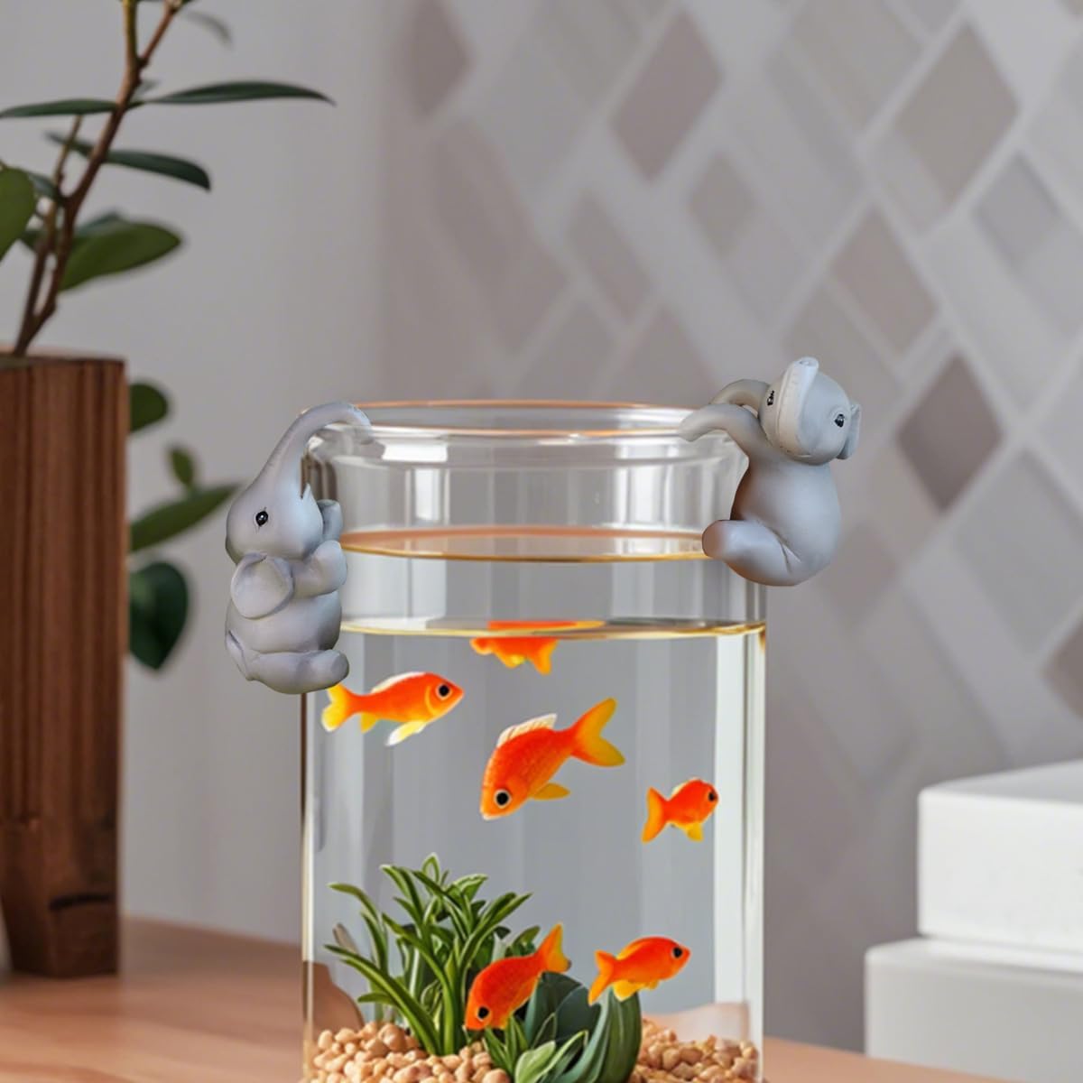 2Pcs Cute Climbing Elephant Statues Plant Pot Hang Figurines Resin Flower Pot Hanging Decorations Garden Balcony Yard Decoration