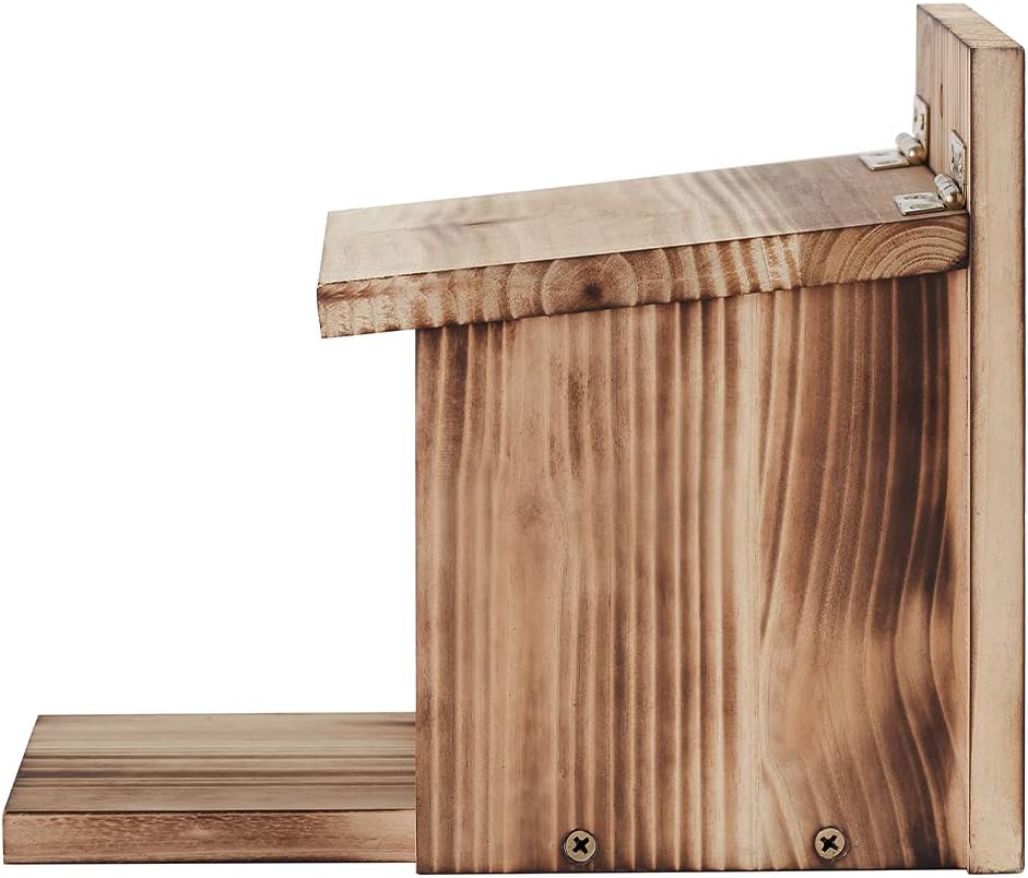 Freezing point Wooden Squirrel Feeder Picnic Table Food Feeder for Outside House Backyard Funny Gifts