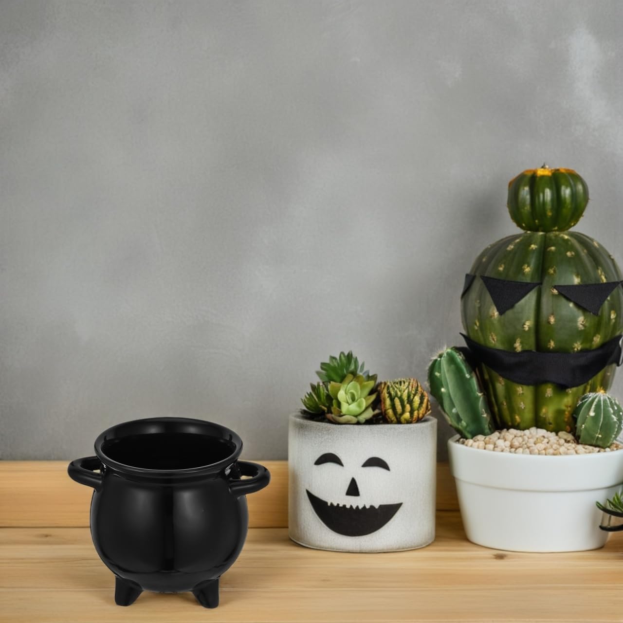 BESTOYARD Halloween Candy Jar Ceramic Cauldron Planter Small Pot for Kitchen Storage and Party Treats Unique Witch Design