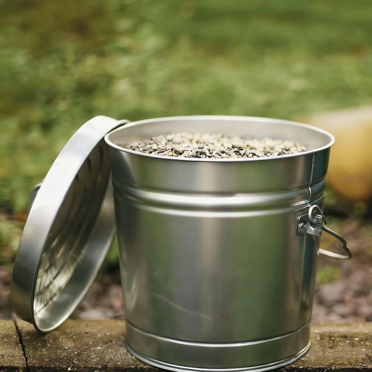 6-Gallon Galvanized Steel Storage Can with Locking Lid, Airtight Food 