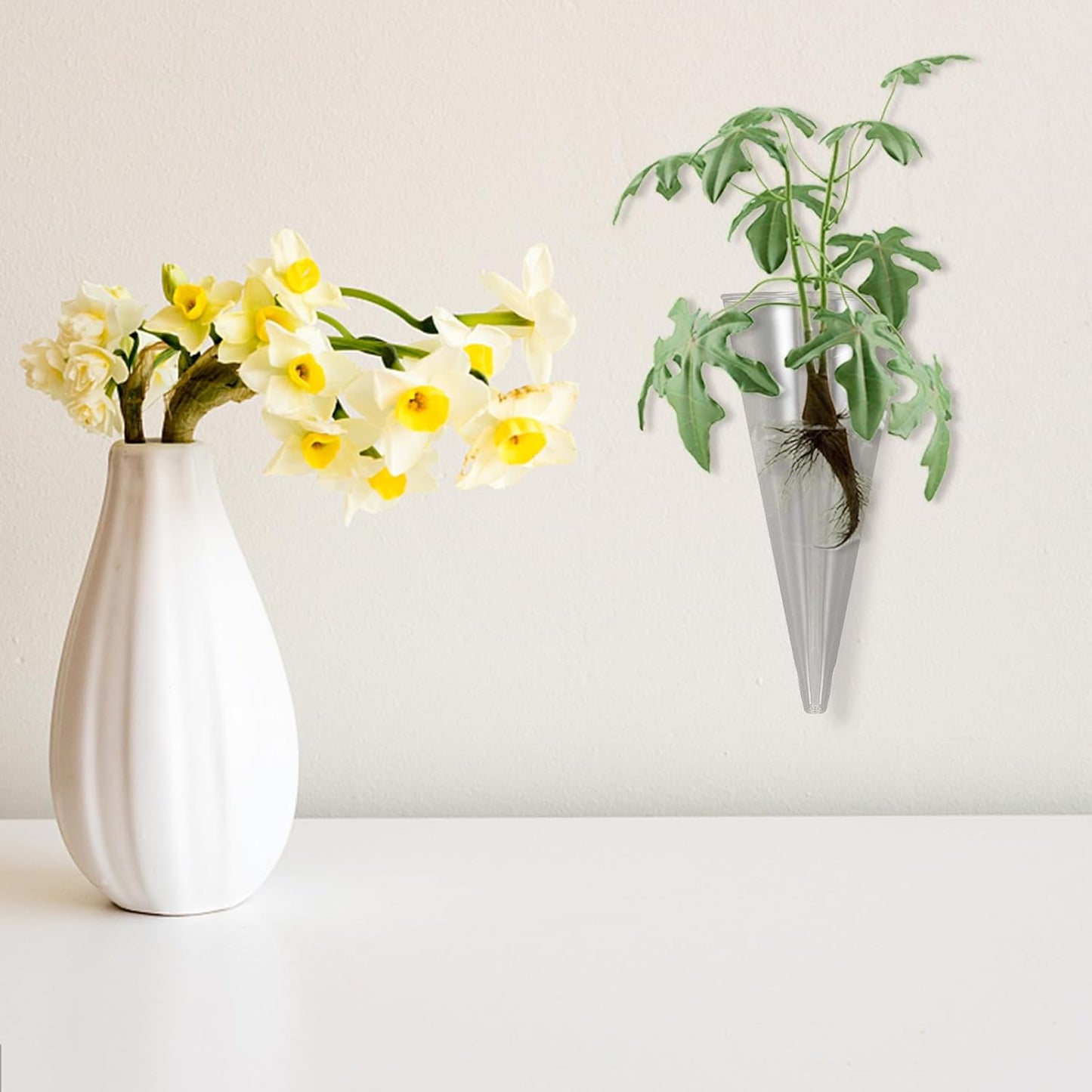 3Pcs Wall Hanging Hydroponic Glass Vase Cone Shape Plant Holder for Home Decoration Space-Saving Planter for Indoor Flowers Modern European Style Wall Adornment