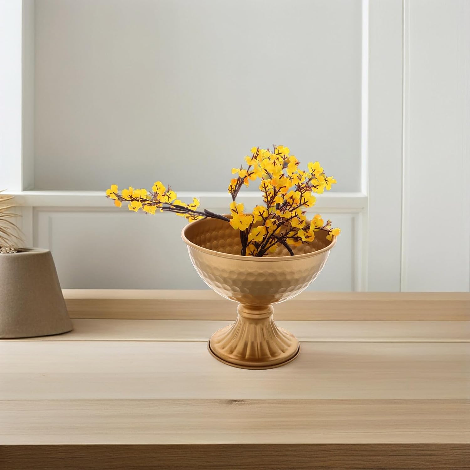 Milisten European Style Iron Vase with Gold Finish, High Pedestal Flow