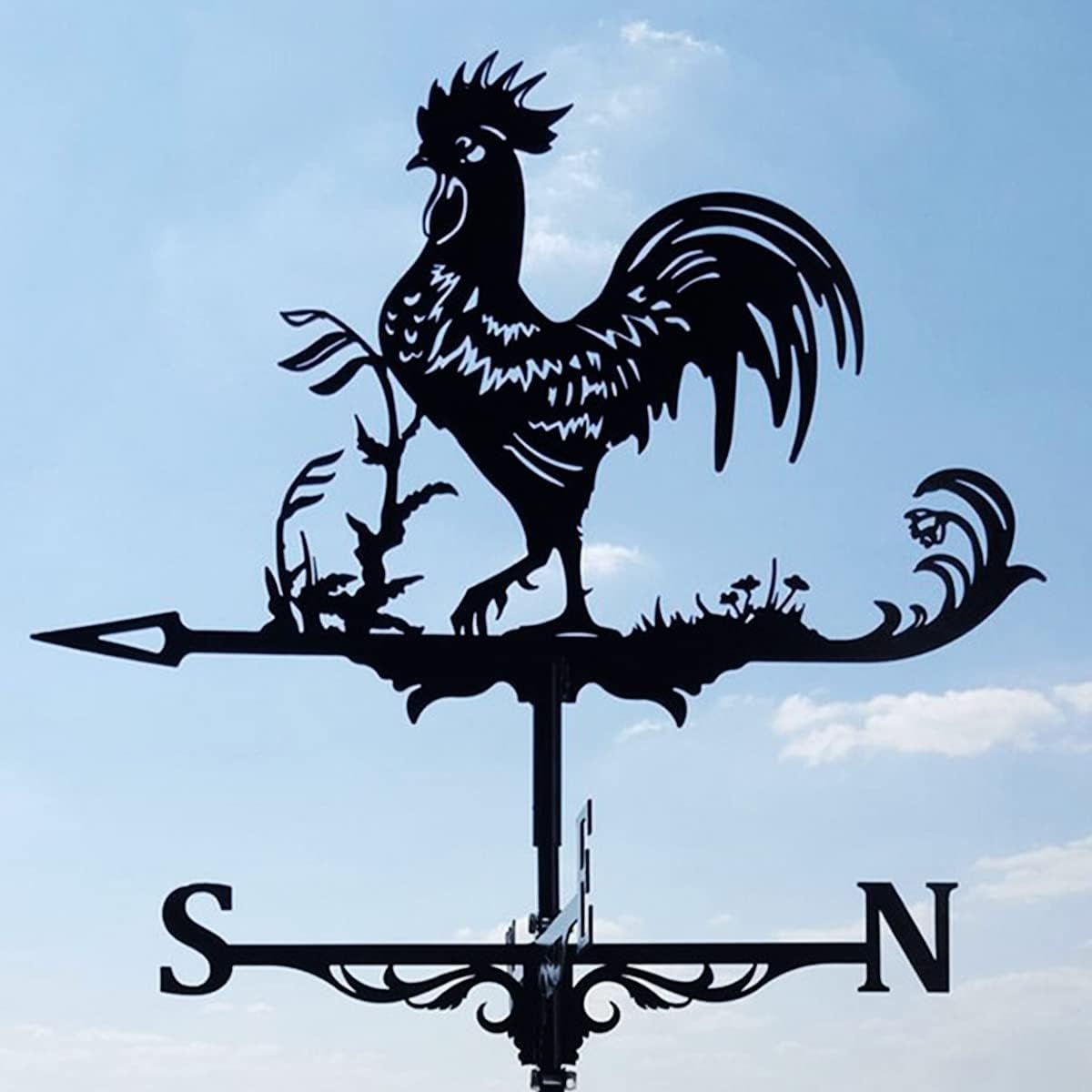 Metal Rooster Shape Weathervane, Roof Mount Weather Chicken Wind Vane Direction Indicator,Outdoor Scene Garden Chicken Weather Vane Ornament for for Shed Farmhouse Yard Patio Decor (Rooster)