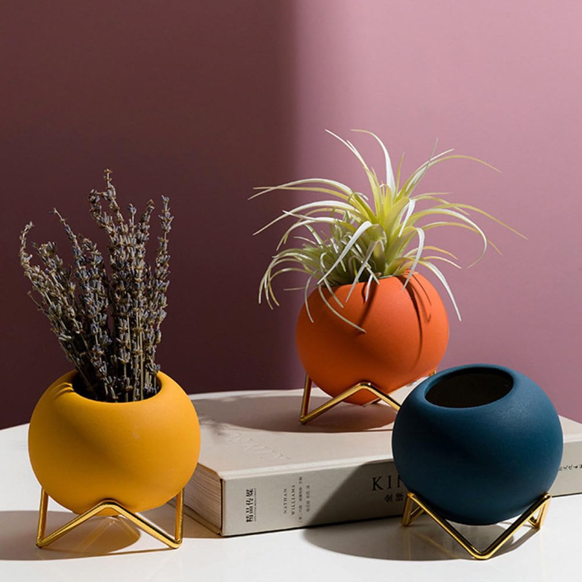 FAVOMOTO Nordic Ceramic Flower Vase Set 2pcs with Iron Frame Spherical