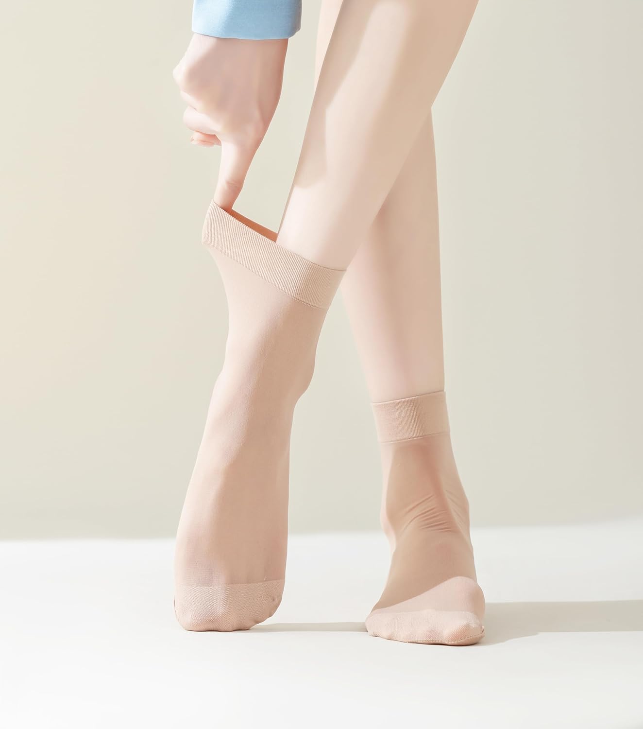 Women's 10-24 Pairs (in Gift Box) Ankle High Sheer Nylon Socks Soft Ti