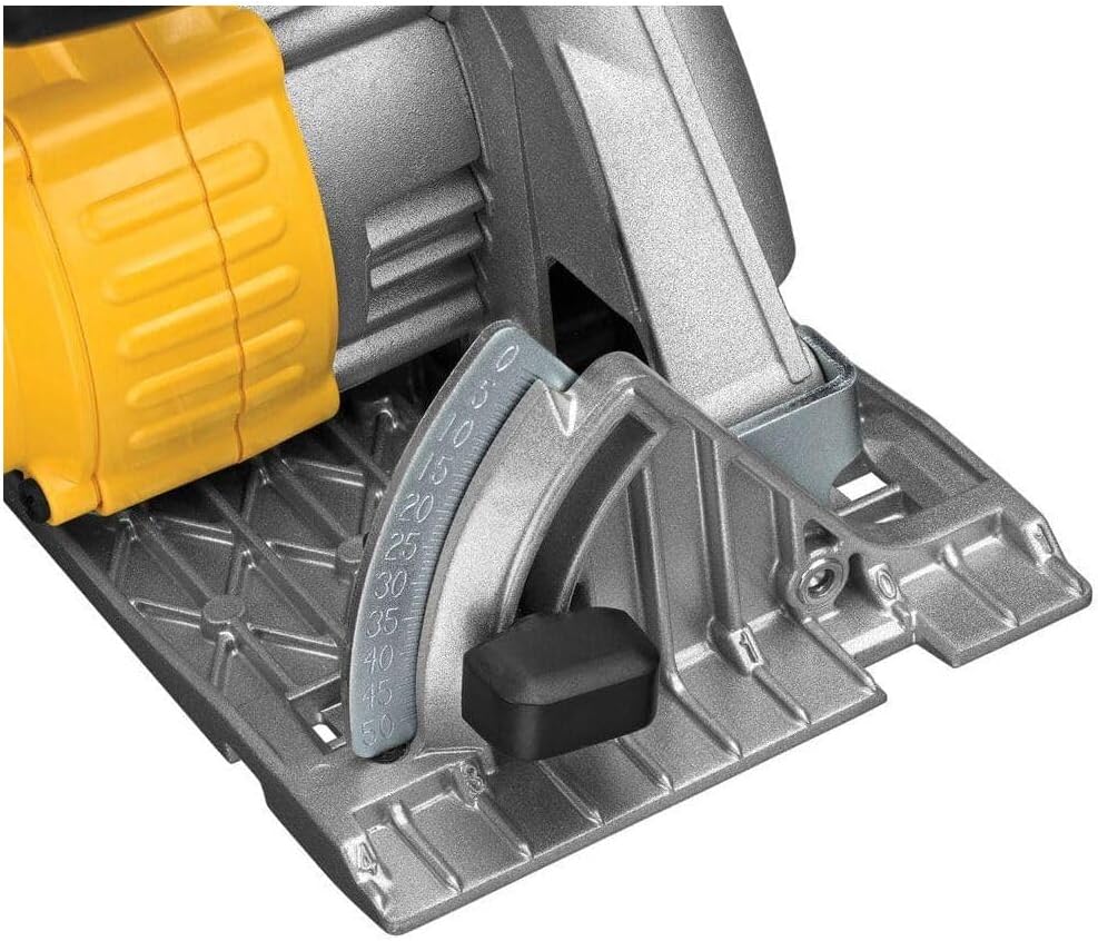 DEWALT 20V MAX Circular Saw, Cordless Sidewinder Style Portable, 6-1/2