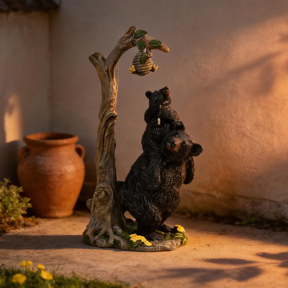 Retro Animal Statues, an Outdoor Fun Honeycomb Bear Solar lamp with a Unique Style, as a Distinctive Home Decoration Item, Placed in The Courtyard or Garden, with Lighting Function