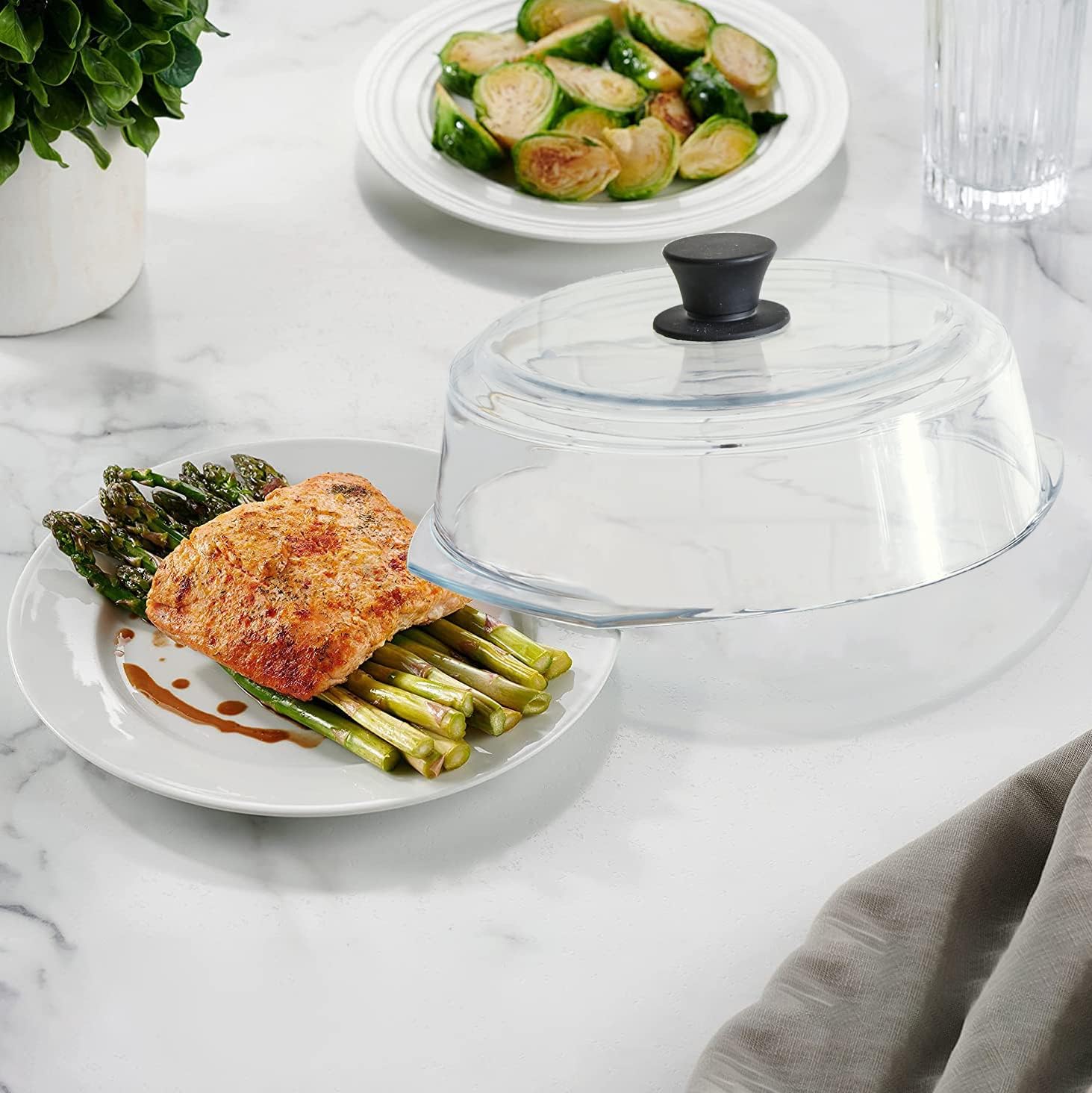 Le’raze Tall Glass Microwave Splatter Cover for Food - Cookware & Bake