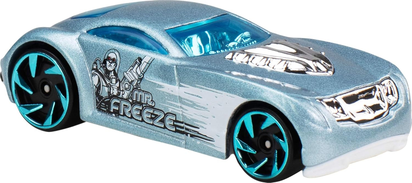 Hot Wheels Batman Toy Car 5-Pack, Set of 5 1:64 Scale Die-Cast Batman-