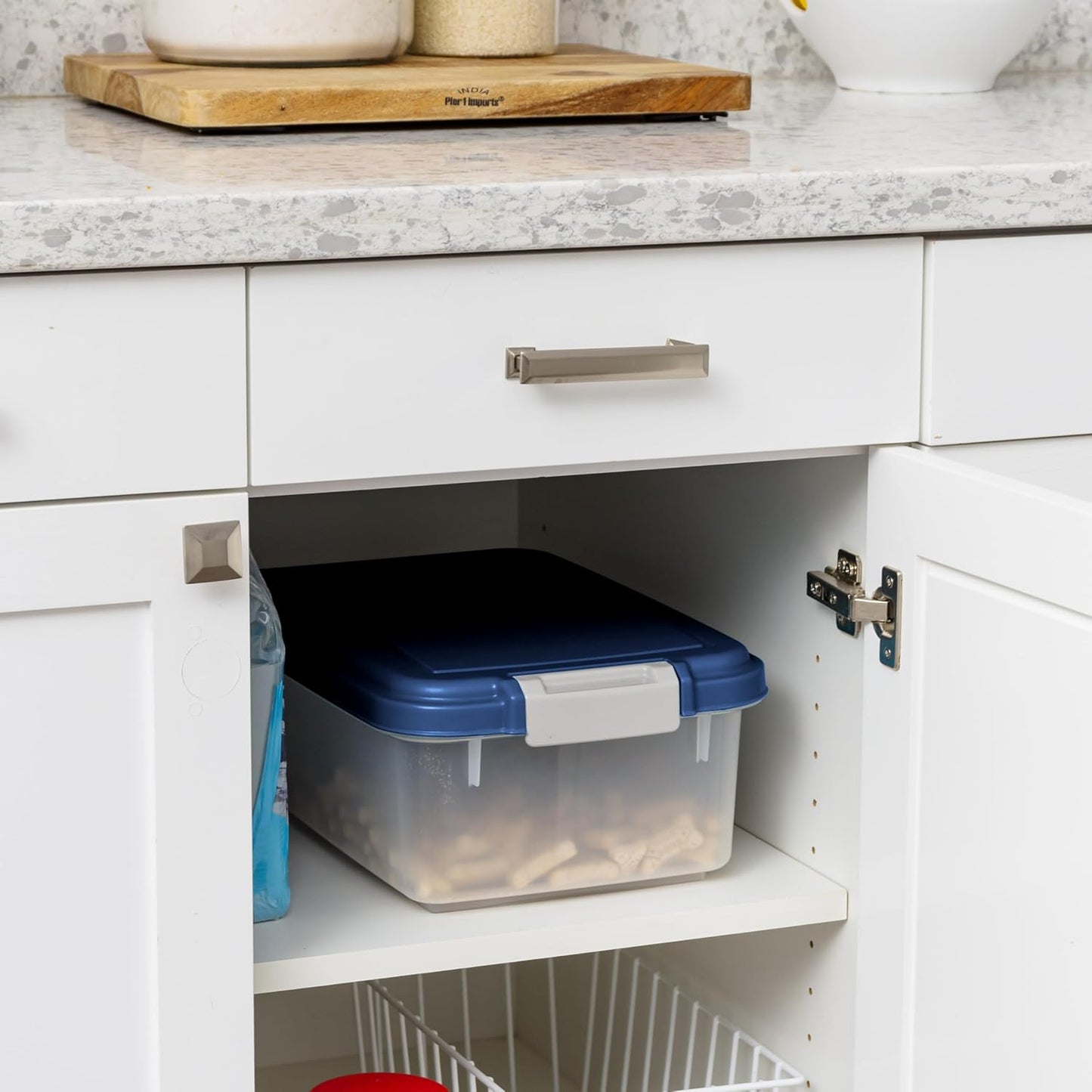 IRIS USA Airtight Dog Food Storage Container, Up to 11 lbs, Dog Cat Bird and Other Pet Food Treats Storage Bin, Dog Cat Wet Food Cans, Keep Fresh, BPA Free, Stackable, Navy