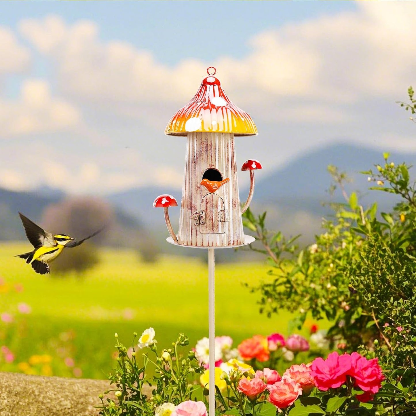 Yinns Bird House Stake for Outside, Metal Mushroom Birdhouse Garden Stake, Wild Bird Houses Pole for Small Bird Home Garden Decor
