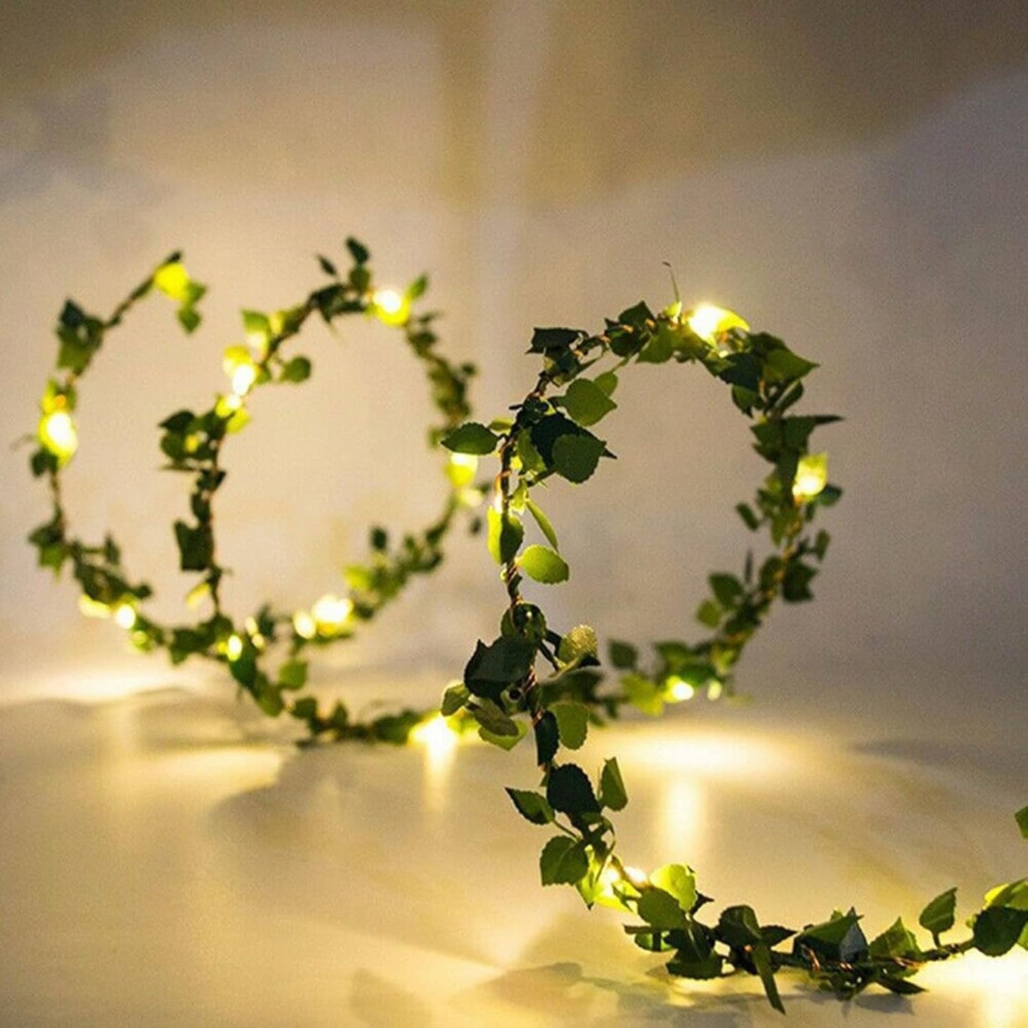 Artificial Ivy Solar String Lights Garland Fake Plants Solar LED Light Home Kitchen Garden Office Wedding Wall Decorrden Office Wedding Wall Decor,Green Leaf Vine,2M20LEDs Gift