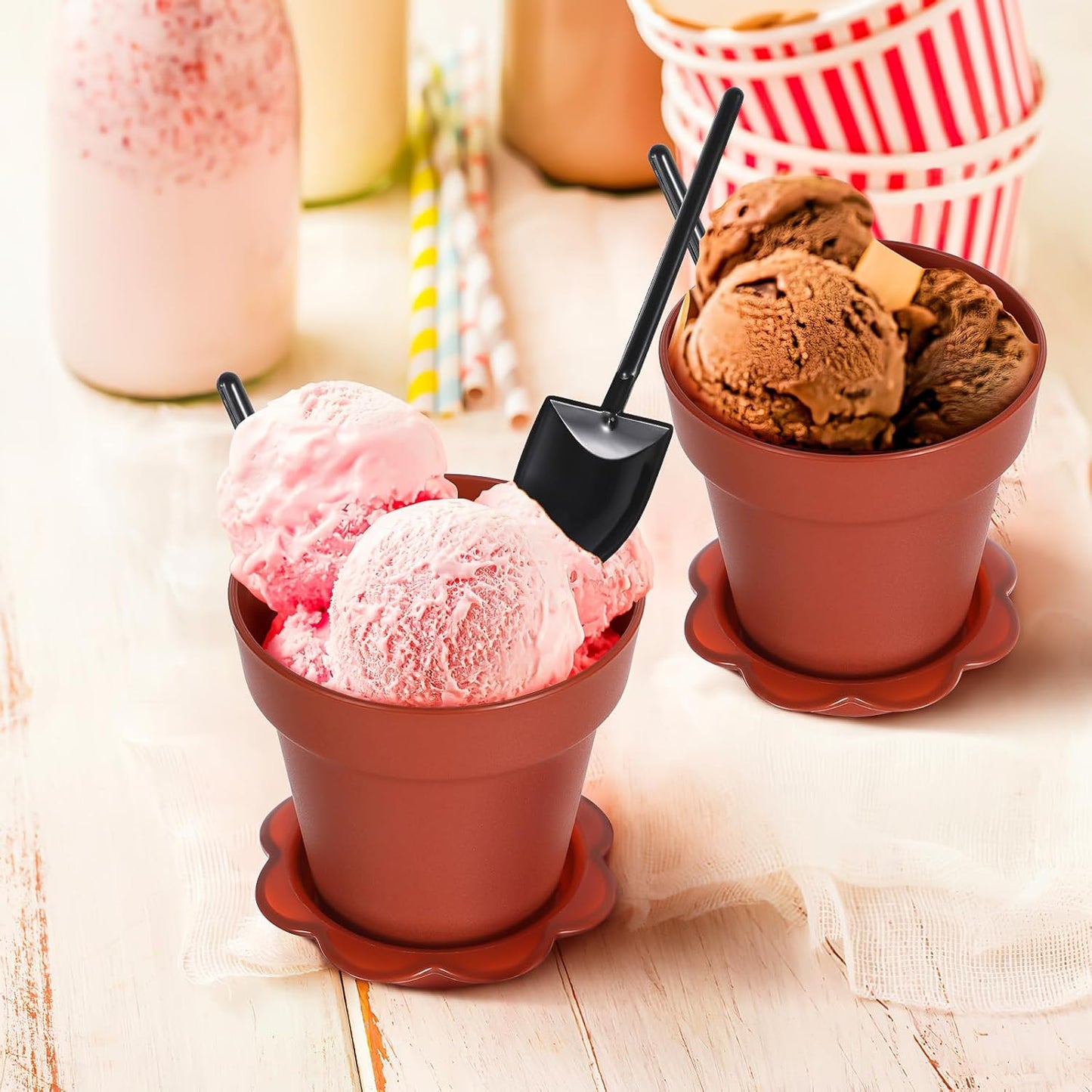 DOITOOL 20 Pack Flower Pot Dessert Cups with Lids and Spoons, 6.7 oz Mini Plastic Chocolate Pudding Cups, Cute Mini Flowerpot for Ice Cream, Dirt Cake, Fruit Trifles, Pudding, Yogurt, Mousse