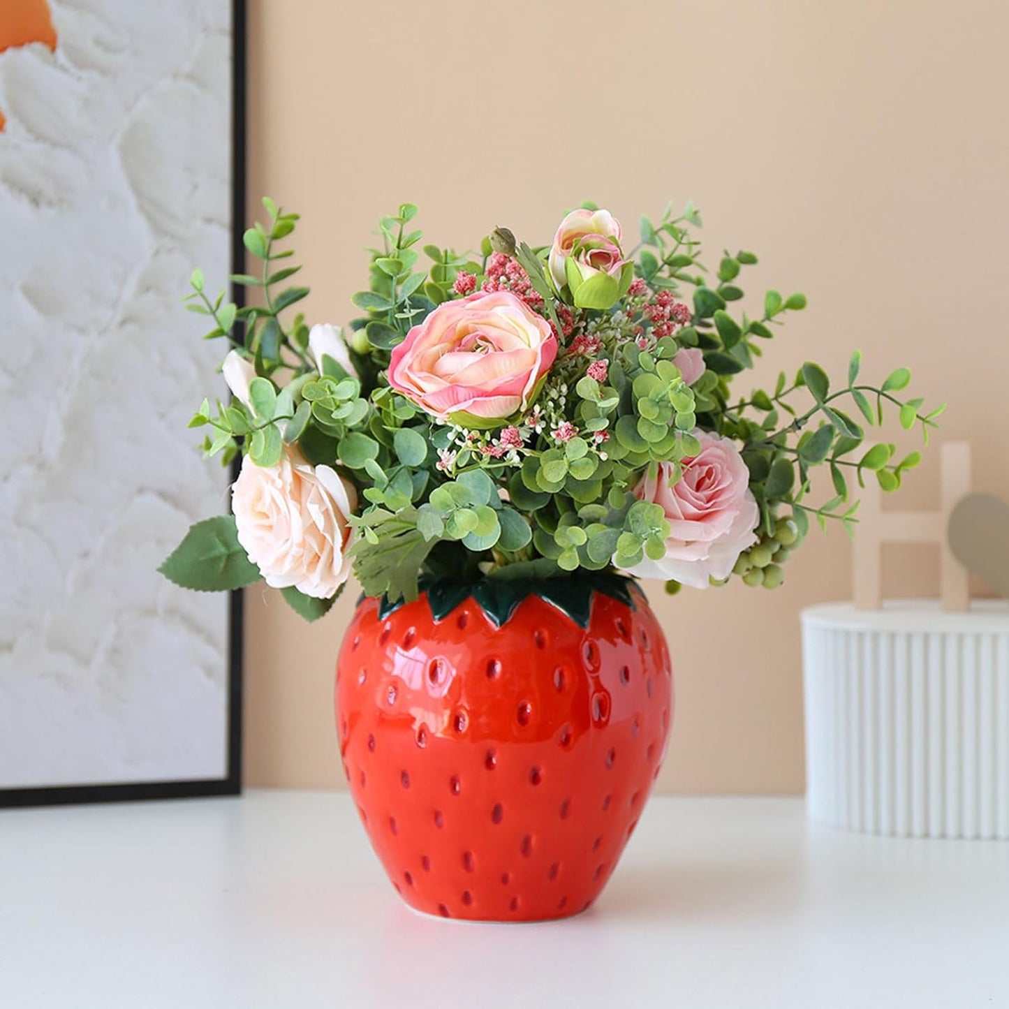 Ceramic Strawberry Shaped Planter Pot, Unique Strawberry Vase, Suitable for Living Room, Kitchen