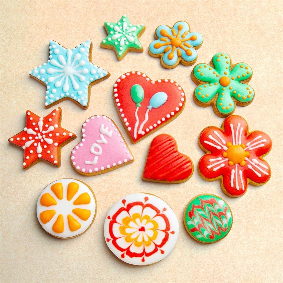 Metal Cookie Cutters Set 12 Pieces, Stainless Steel 3 Heart Cookie Cutters, 3 Star Cookie Cutters, 3 Flower Cookie Cutters, 3 Round Cookie Cutters for Valentine's Day Christmas Holiday
