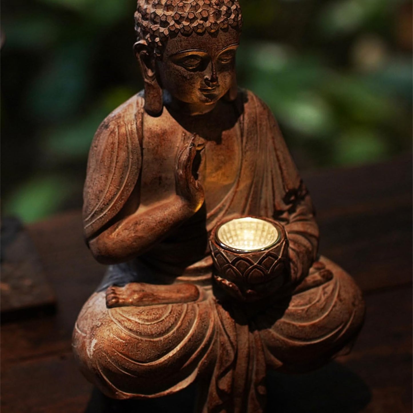 Home Buddhas Statue Solar Power Flickering LED Garden Light Meditations Buddhas Figures Spiritual Room Decorations Solar Buddhas Statue