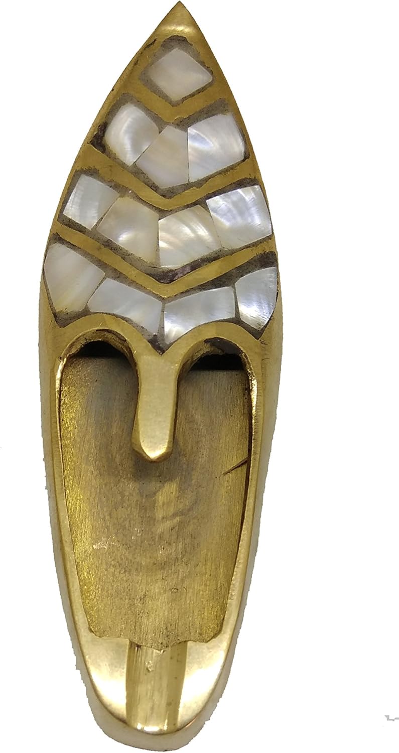 Royal Touch Traditonal Style Shoe Shap Ashtray