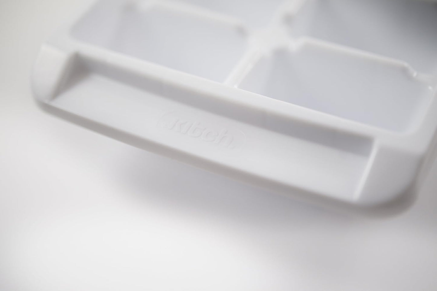 Easy Release White Ice Cube Tray, 16 Cube Trays (Pack of 4) (4 Pack - 64 Cubes)