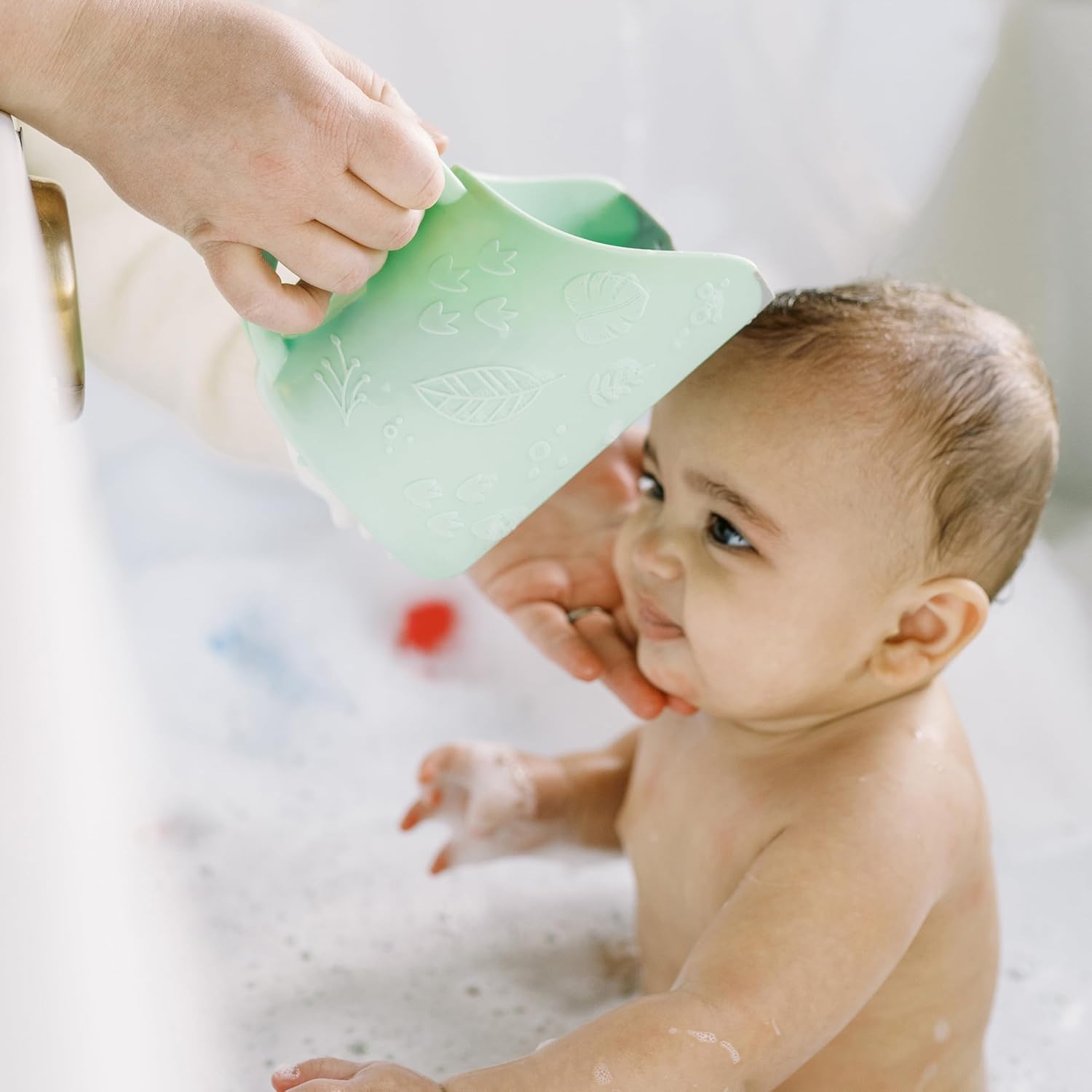 Dr. Brown's CleanUp Dino-Pour Baby Bath Rinse Cup, Tear-Free Rinsing f