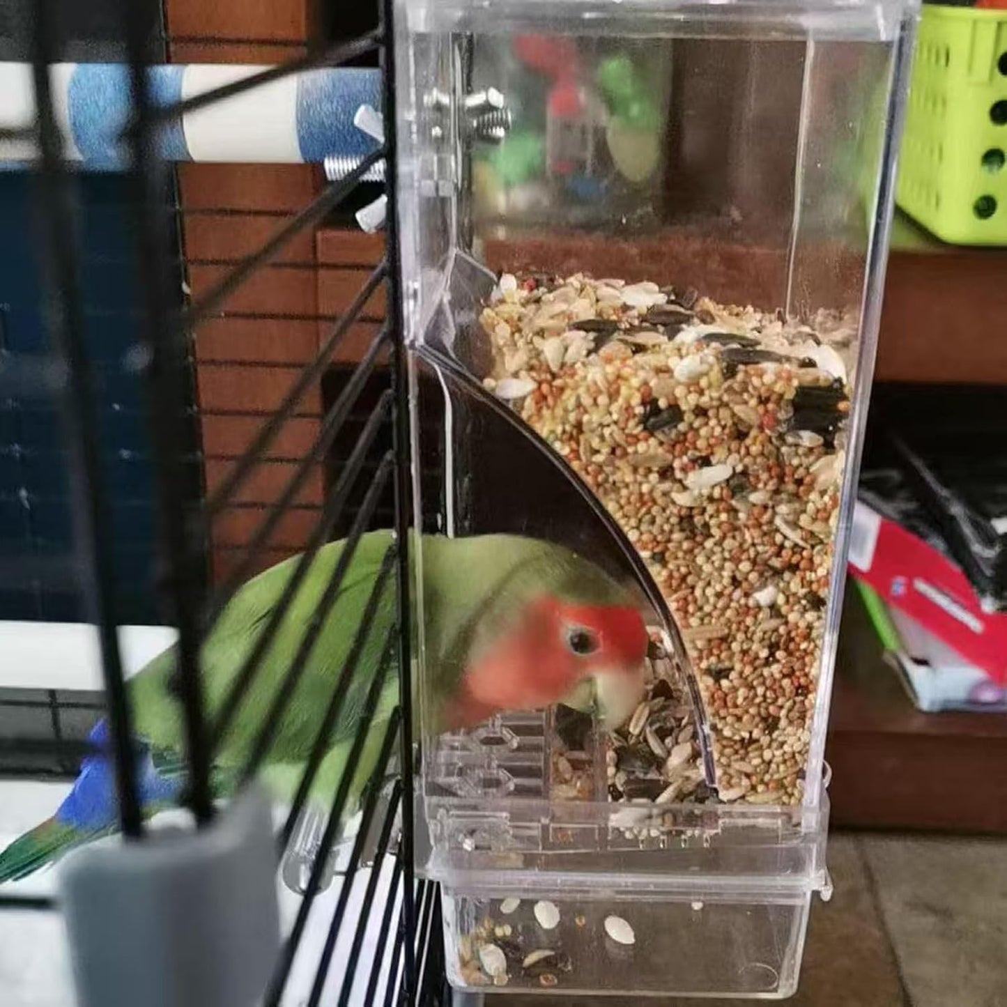 No Mess Bird Feeder for Cage, Automatic No-Spill Transparent Parrot Fe