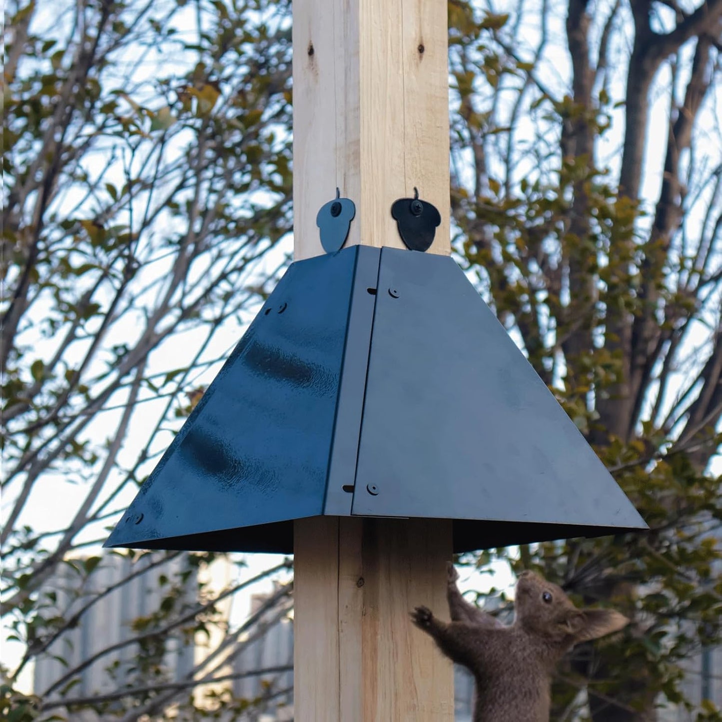Metal Squirrel Baffle for 4x4 Post, 18 Inch Baffle for Bird Feeder, Outside Wooden Pole Mount Squirrel Guards for Bird Feeders to Deter Squirrels,Raccoons (2.5-4)