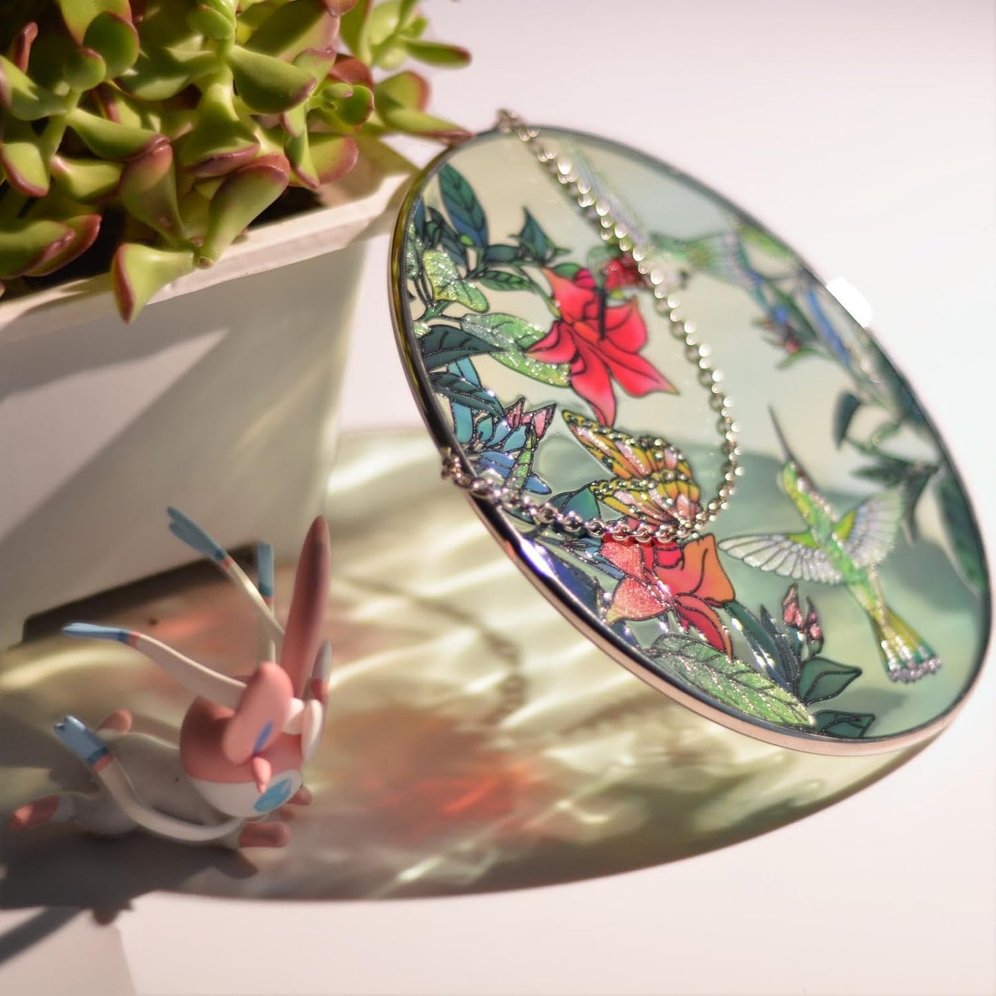 Stained Glass Window Hanging, Hummingbirds Garden Suncatcher for Window Memorial Gift for Birds Lover Stained Glass Birthday Gift for Mom Sun Catchers Window Home Christmas Party Wedding Decor(C)